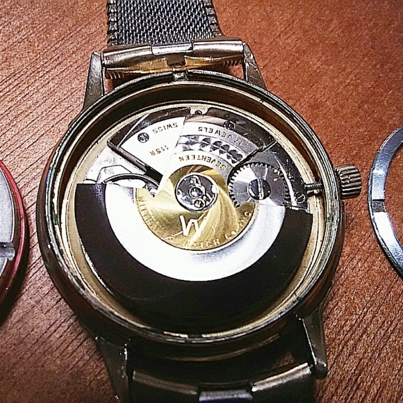 1970's 10kt Gold Filled Wittnauer Automatic - Picture 4 of 6